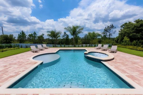 Luxurious 9BD Villa w/Game Room + Themed Rooms